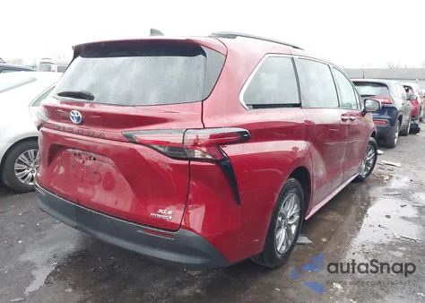 2021 Toyota Sienna Xle from USA, damaged, VIN 5TDYSKFC4MS032804